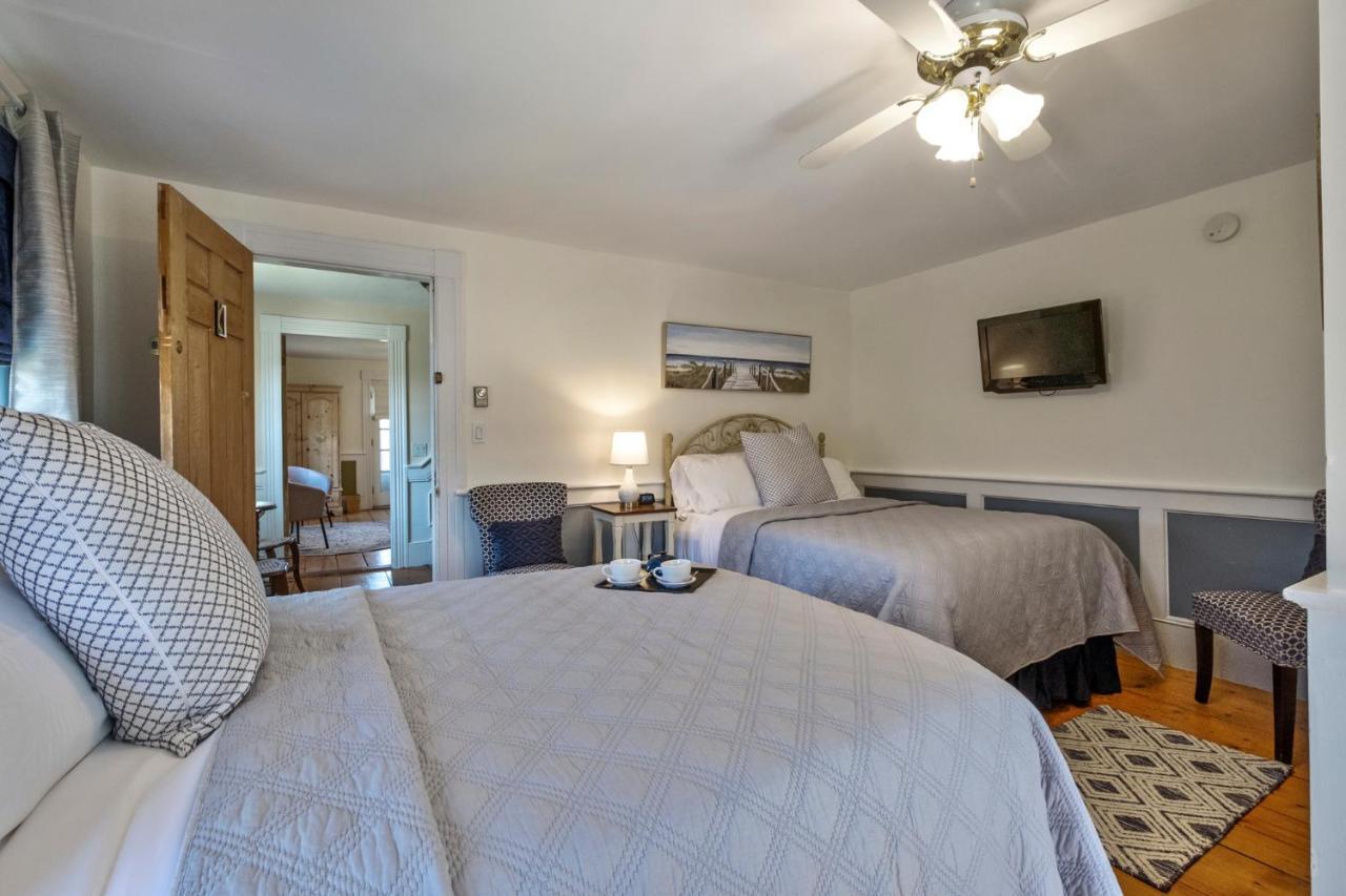 Youngtown Inn Lincolnville Bagian luar foto