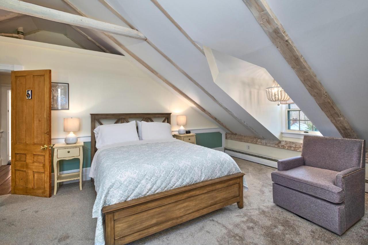 Youngtown Inn Lincolnville Bagian luar foto
