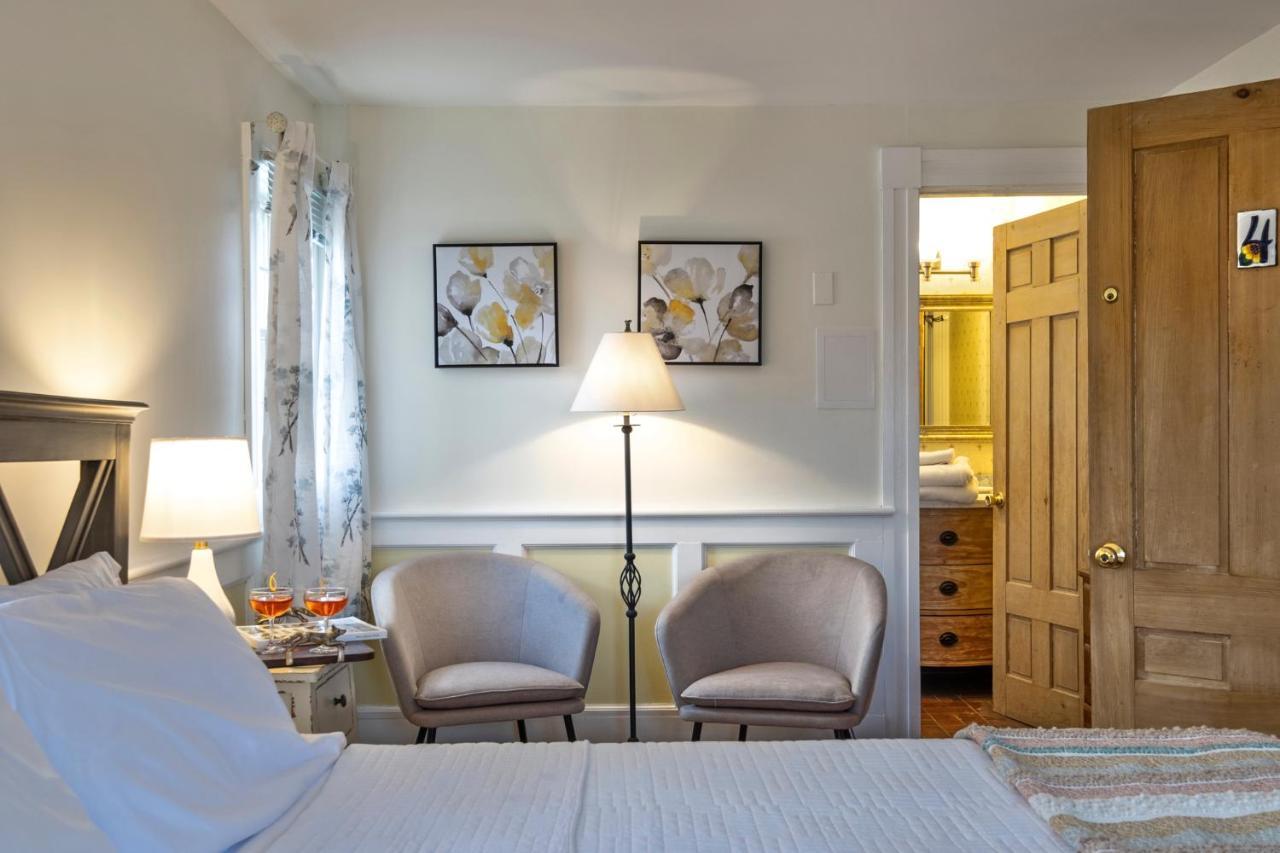 Youngtown Inn Lincolnville Bagian luar foto